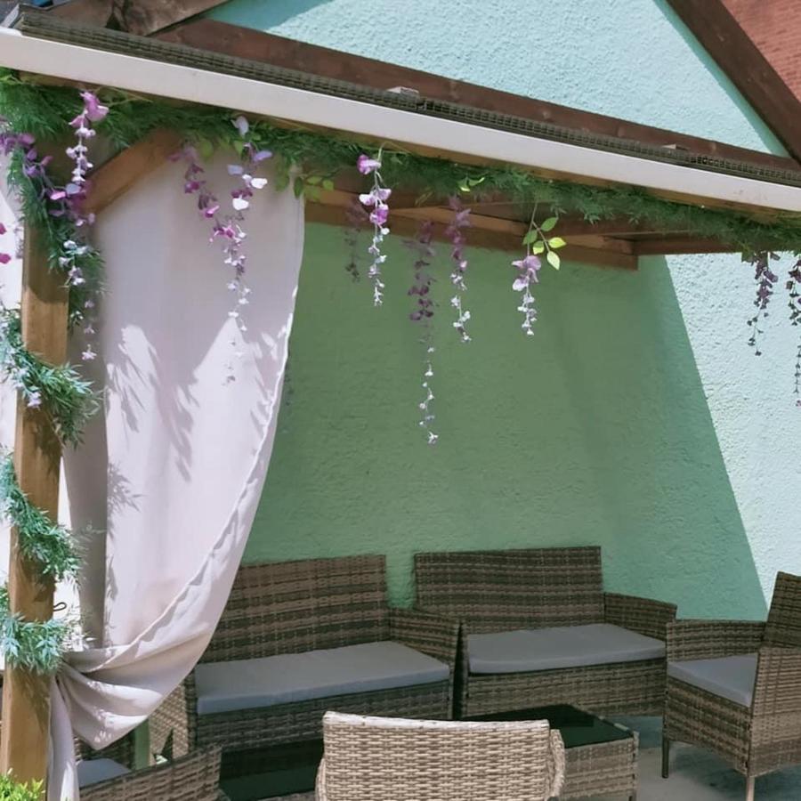 The Hawthornes Licensed Guest House Knottingly Exterior foto